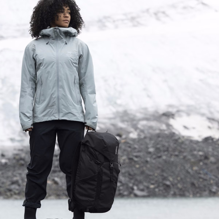Рюкзак с дождевым чехлом Thule AllTrail 25L Black